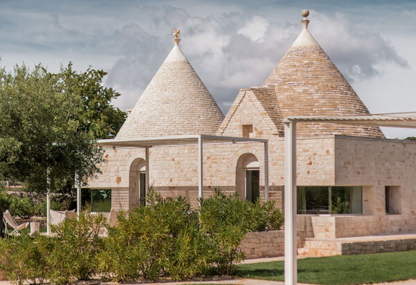 Villa Damer: Activities, Amenities, Building Exterior, Main Entrance, Spring, Summer, Wellness