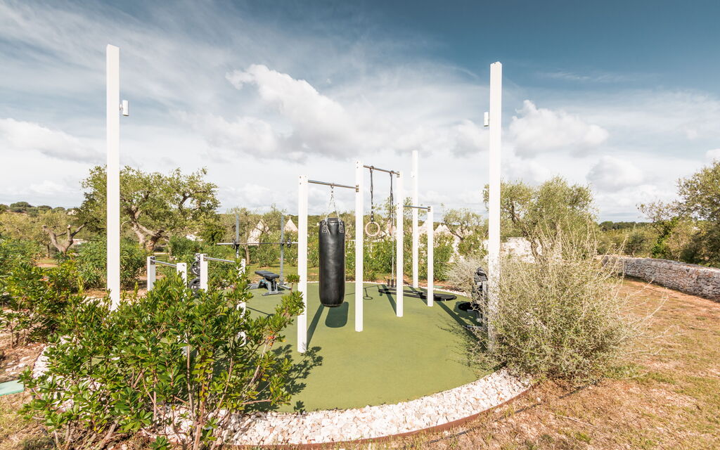 Villa Damer: Activities, Amenities, Building Exterior, Main Entrance, Spring, Summer, Wellness