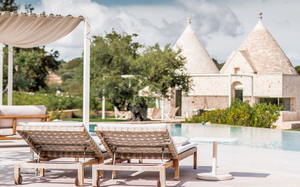 Villa Damer: Activities, Amenities, Building Exterior, Main Entrance, Spring, Summer, Wellness