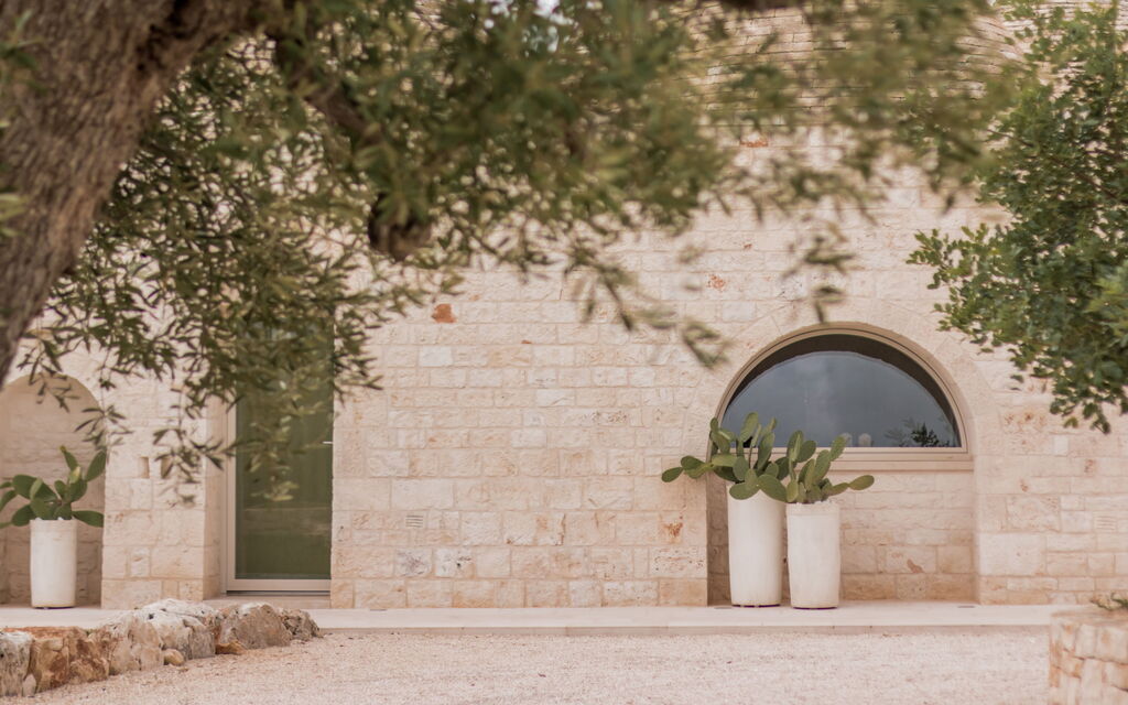 Villa Damer: Activities, Amenities, Building Exterior, Main Entrance, Spring, Summer, Wellness