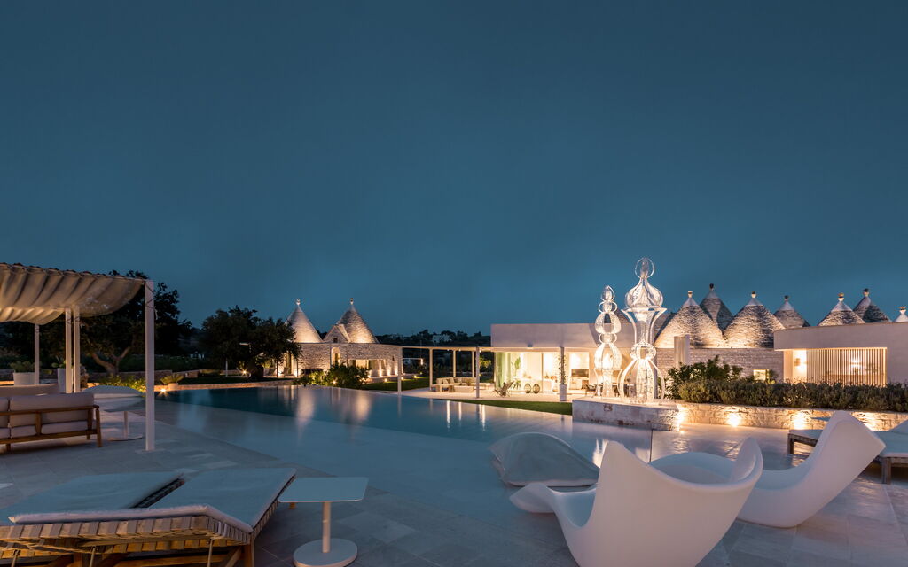 Villa Damer: Activities, Amenities, Building Exterior, Main Entrance, Spring, Summer, Wellness