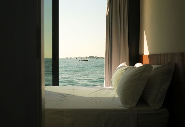 Venice Escape Water Loft