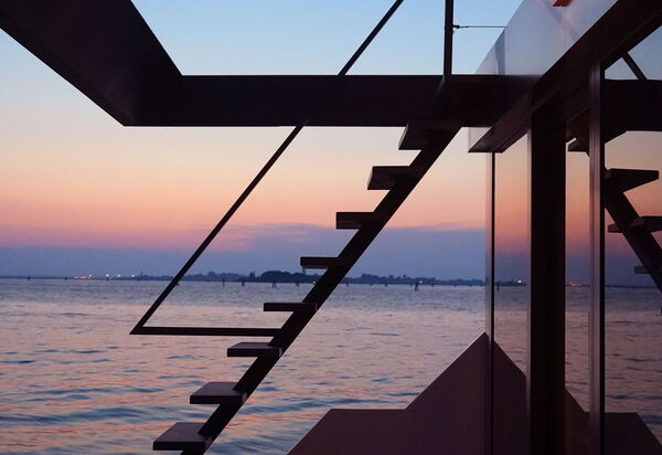 Venice Escape Water Loft
