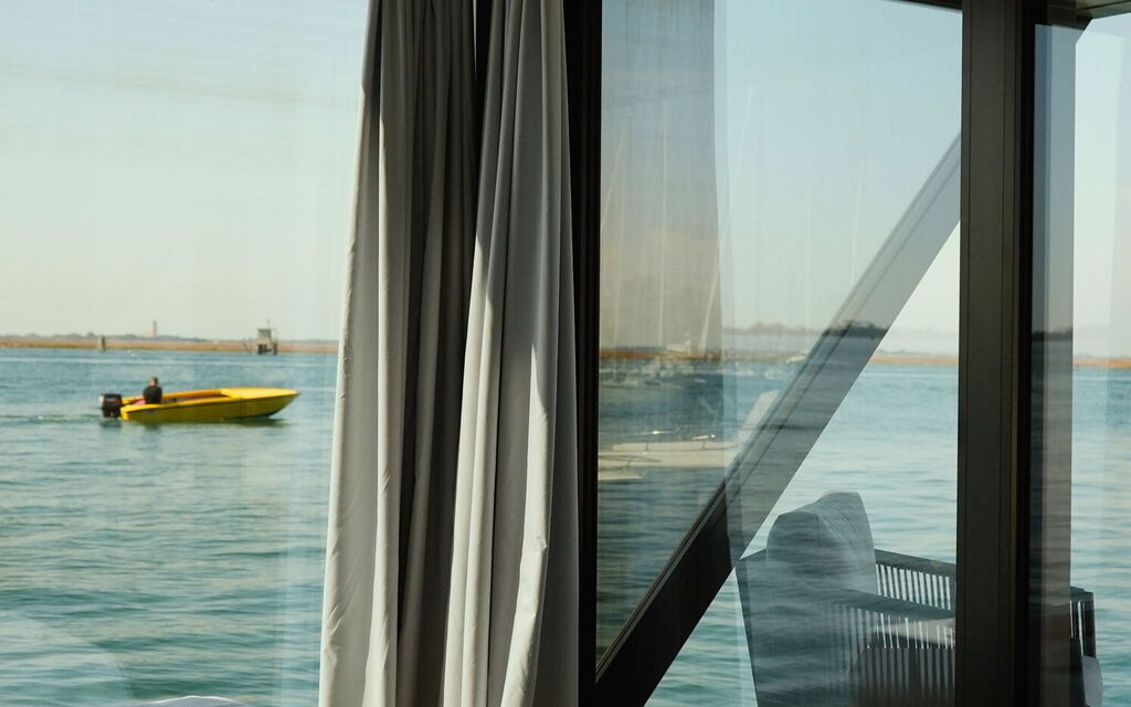 Venice Escape Water Loft