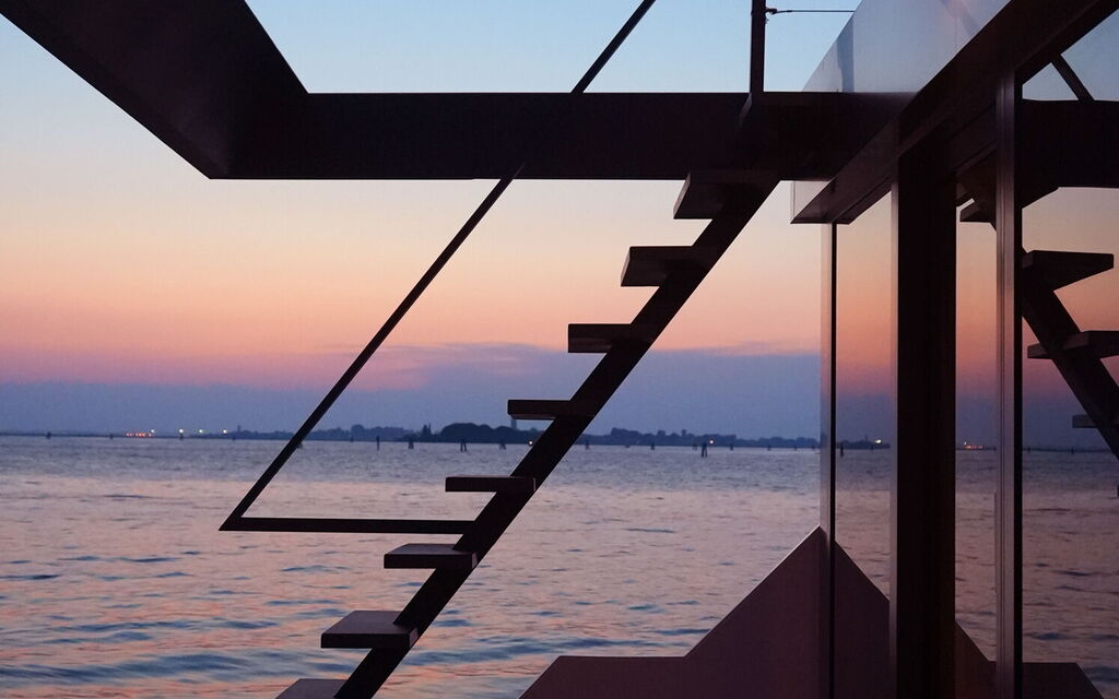 Venice Escape Water Loft
