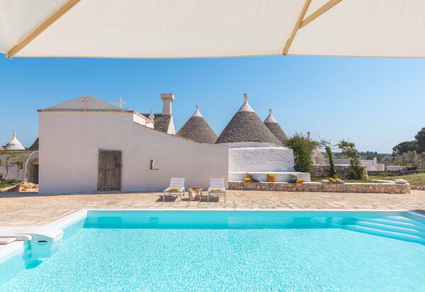Villa Macchie: Activities, Balcony / Terrace / Patio, Building Exterior, Garden, Main Entrance, Pool, Spring, Wellness
