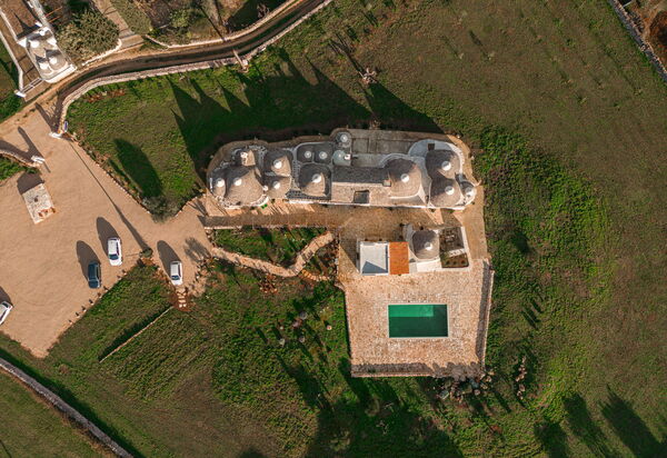 Villa Macchie: Activities, Balcony / Terrace / Patio, Building Exterior, Garden, Main Entrance, Pool, Spring, Wellness