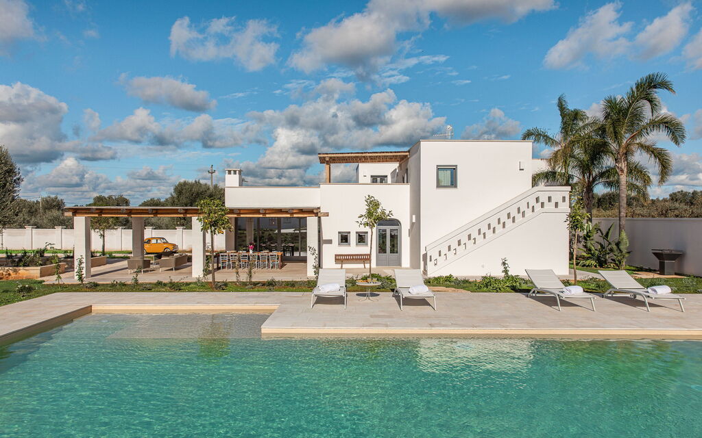 Villa Arancio: Attività, Balcone / Terrazza / Patio, Benessere, Caratteristiche, Cibo, Cucina, Estate, Esterni, Piscina, Primavera, Servizi