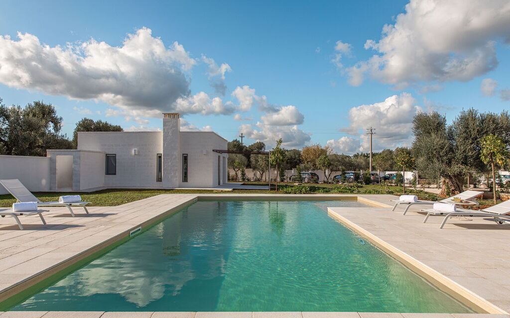 Villa Arancio: Attività, Balcone / Terrazza / Patio, Benessere, Caratteristiche, Cibo, Cucina, Estate, Esterni, Piscina, Primavera, Servizi