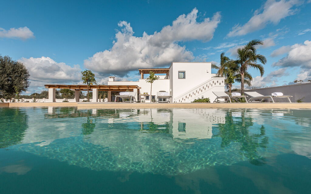 Villa Arancio: Attività, Balcone / Terrazza / Patio, Benessere, Caratteristiche, Cibo, Cucina, Estate, Esterni, Piscina, Primavera, Servizi