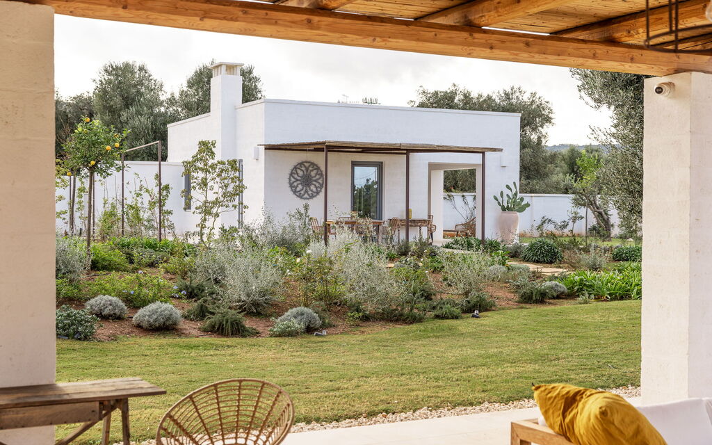 Villa Arancio: Attività, Balcone / Terrazza / Patio, Benessere, Caratteristiche, Cibo, Cucina, Estate, Esterni, Piscina, Primavera, Servizi