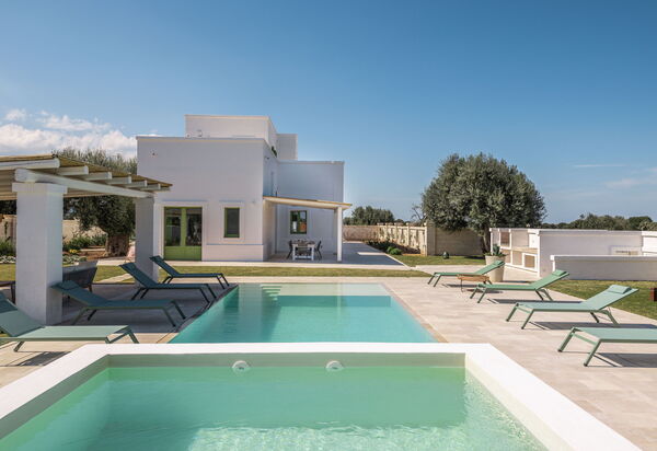 Villa Sensation Green: Activities, Amenities, Balcony / Terrace / Patio, Building Exterior, Main Entrance, Pool, Spring, Summer, Wellness