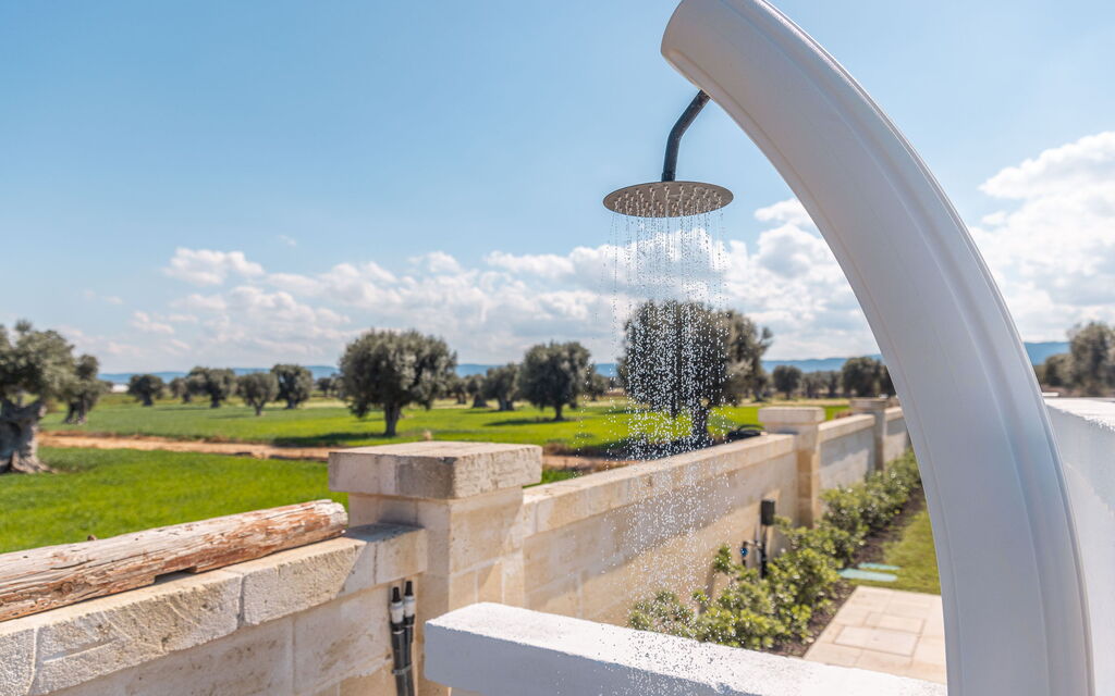 Villa Sensation Green: Attività, Balcone / Terrazza / Patio, Benessere, Caratteristiche, Entrata Principale, Estate, Esterni, Piscina, Primavera