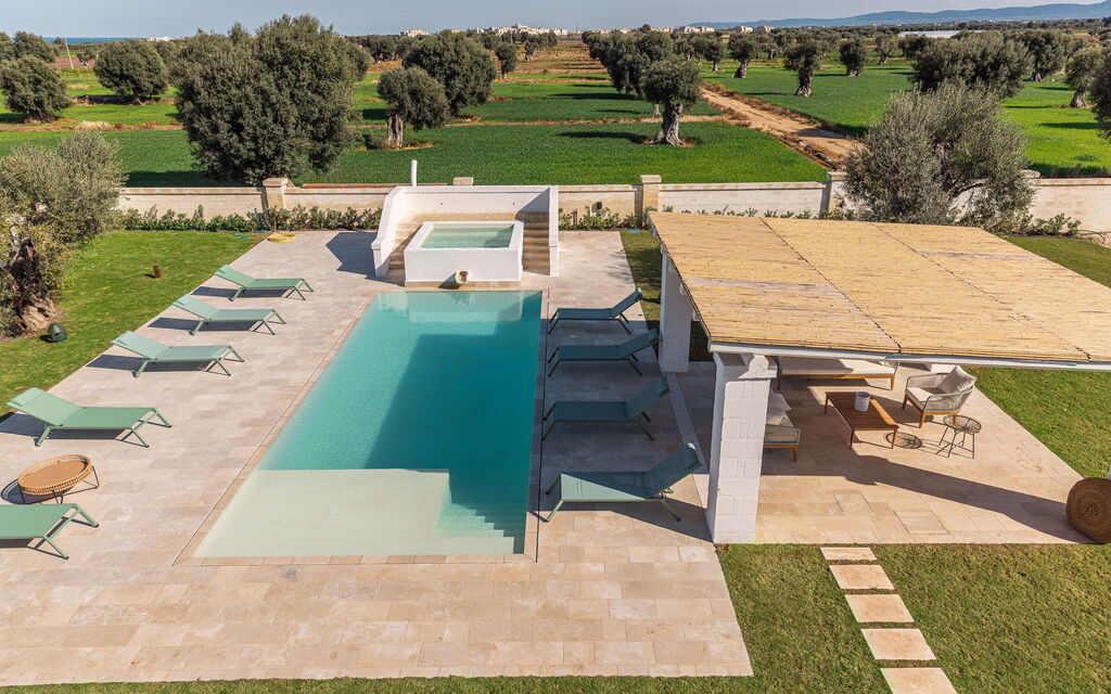 Villa Sensation Green: Attività, Balcone / Terrazza / Patio, Benessere, Caratteristiche, Entrata Principale, Estate, Esterni, Piscina, Primavera