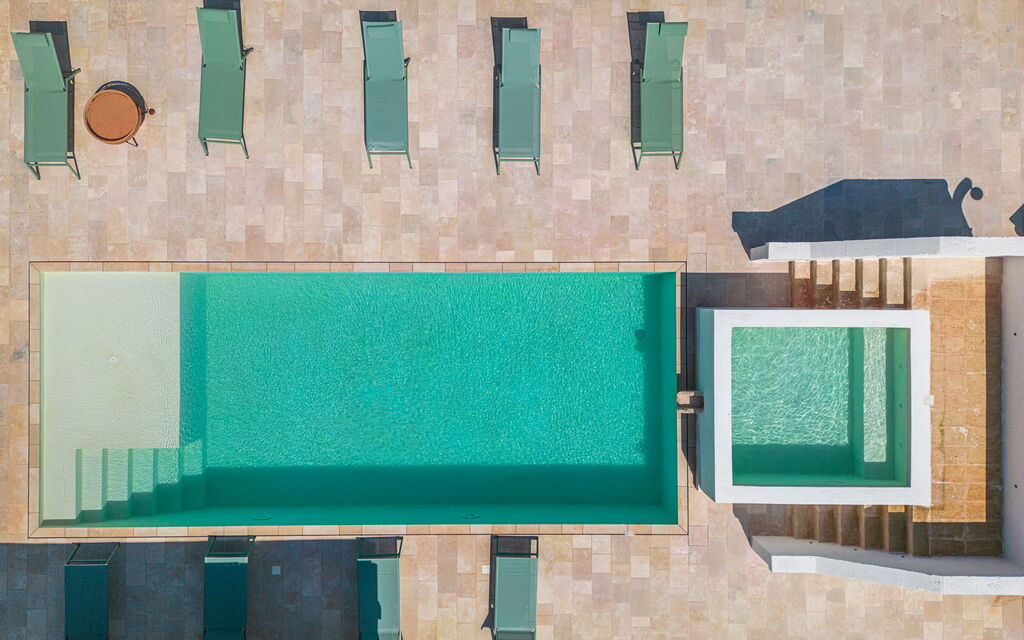 Villa Sensation Green: Attività, Balcone / Terrazza / Patio, Benessere, Caratteristiche, Entrata Principale, Estate, Esterni, Piscina, Primavera