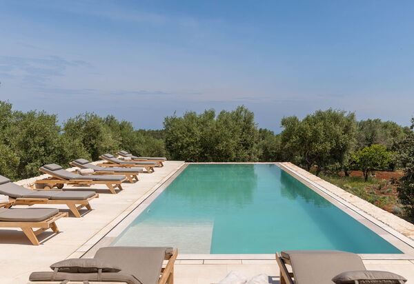 Villa Valeria: Activities, Building Exterior, Facilities, Main Entrance, Pool, Spring, Summer