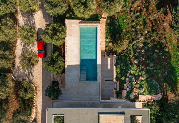 Villa Valeria: Activities, Building Exterior, Facilities, Main Entrance, Pool, Spring, Summer
