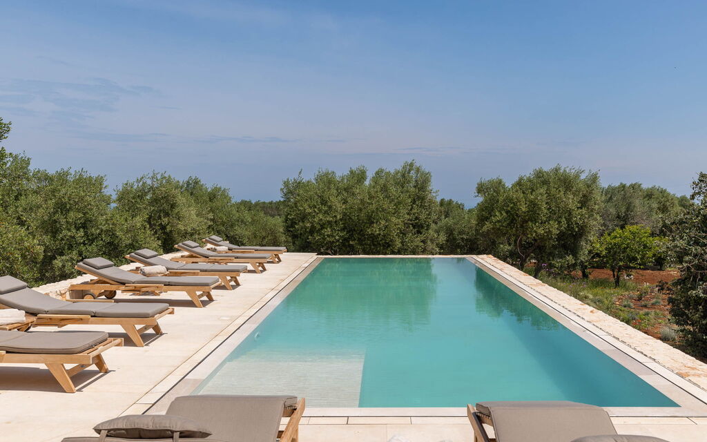 Villa Valeria: Attività, Entrata Principale, Estate, Esterni, Piscina, Primavera, Servizi