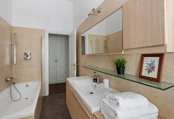 De Toni Retreat