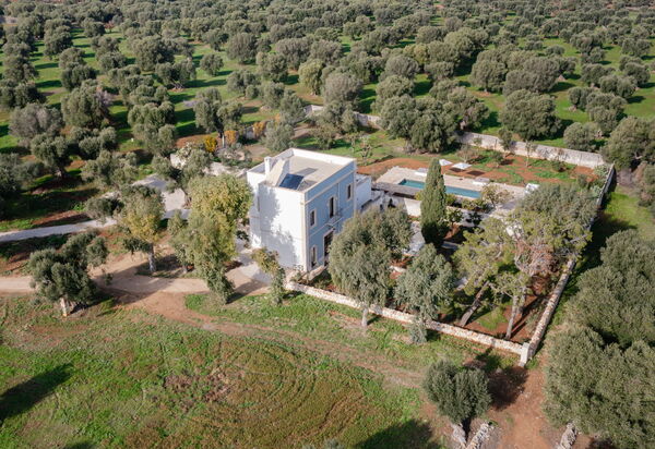 Villa Carratelli: Activities, Amenities, Balcony / Terrace / Patio, Building Exterior, Facilities, Garden, Main Entrance, Spring, Summer, Wellness