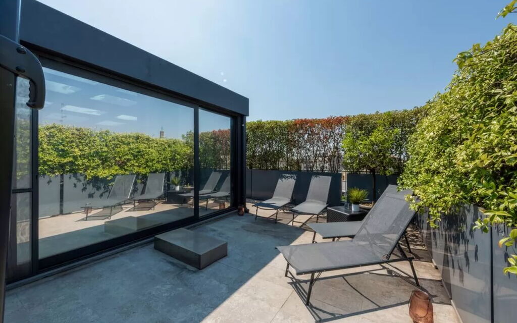 Donnini Apartment: Activities, Amenities, Balcony / Terrace / Patio, Building Exterior, Main Entrance, People, Spring, Summer