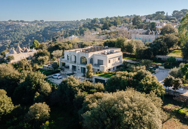 Villa Gioia: Activities, Amenities, Building Exterior, Garden, Main Entrance, People, Pool, Scenic View, Spring, Summer