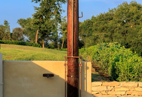 Villa Montello: Attività, Benessere, Caratteristiche, Estate, Esterni, Giardino, Piscina, Primavera, Servizi