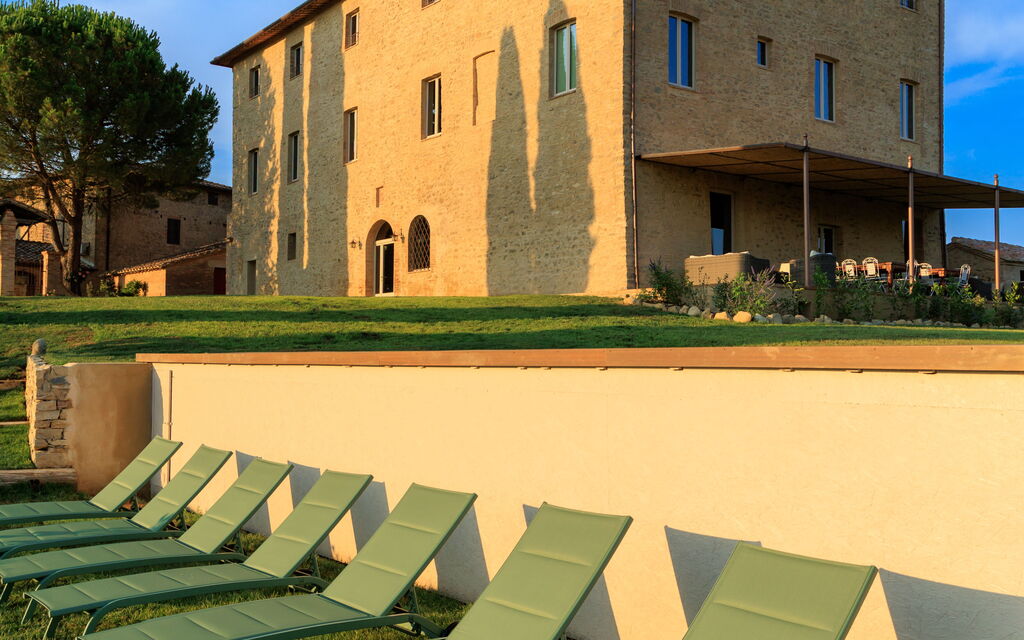 Villa Montello: Attività, Benessere, Caratteristiche, Estate, Esterni, Giardino, Piscina, Primavera, Servizi