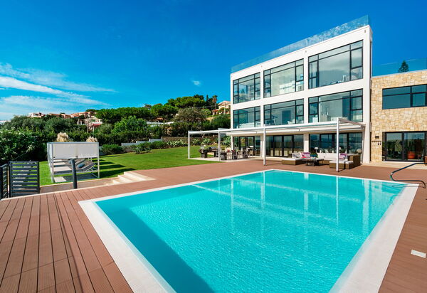 Villa Salvia: Activities, Amenities, Building Exterior, Garden, Spring, Summer