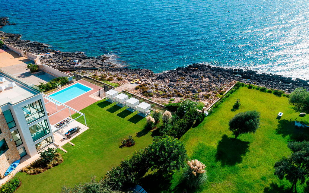 Villa Salvia: Activities, Amenities, Building Exterior, Garden, Spring, Summer