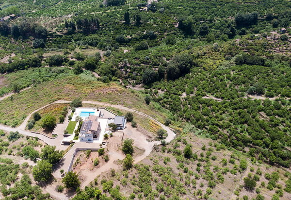 Villa Orchidea: Activities, Amenities, Building Exterior, Garden, Pool, Spring, Summer