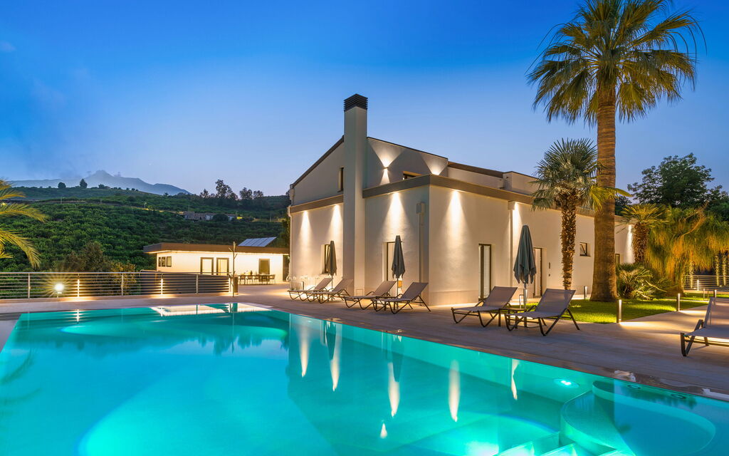 Villa Orchidea: Activities, Amenities, Building Exterior, Garden, Pool, Spring, Summer