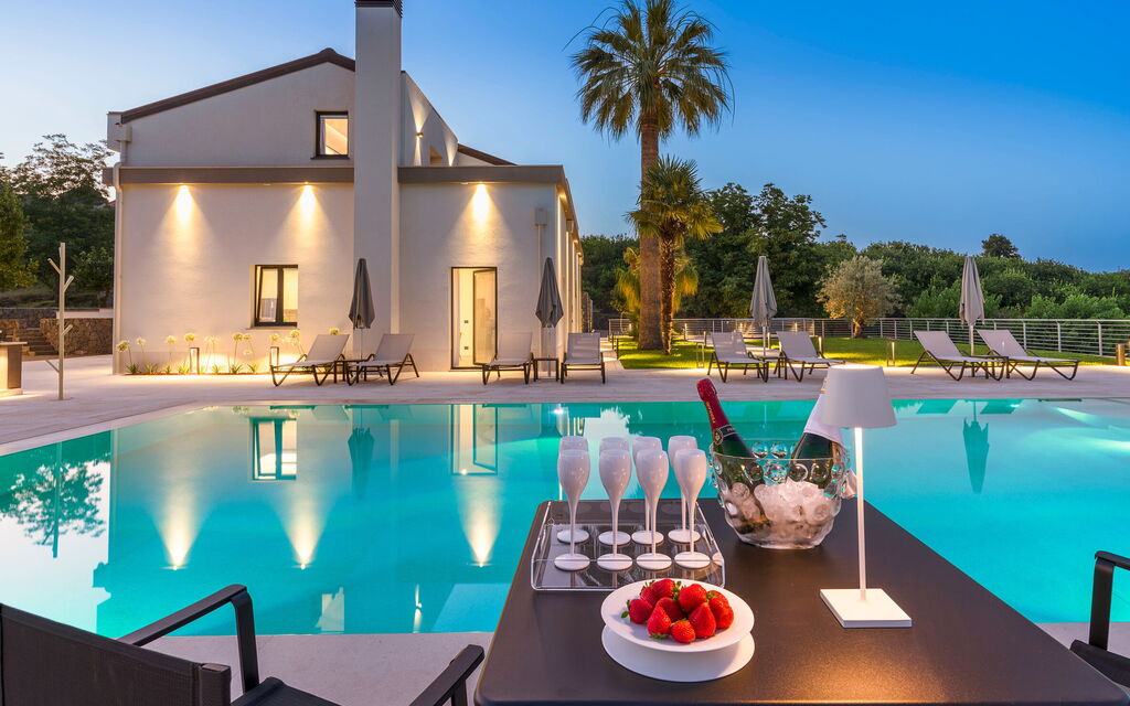 Villa Orchidea: Activities, Amenities, Building Exterior, Garden, Pool, Spring, Summer