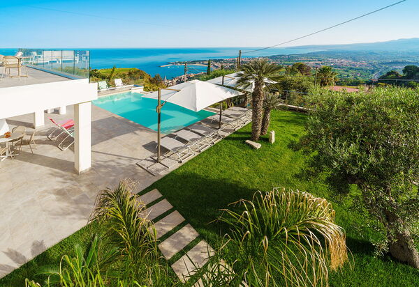 Villa Fico D'india: Activities, Amenities, Building Exterior, Garden, Main Entrance, Spring, Summer