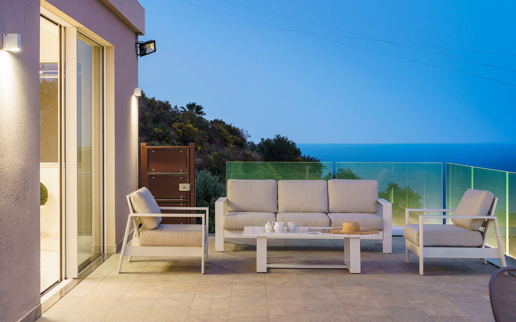 Villa Fico D'india: Activities, Amenities, Building Exterior, Garden, Main Entrance, Spring, Summer