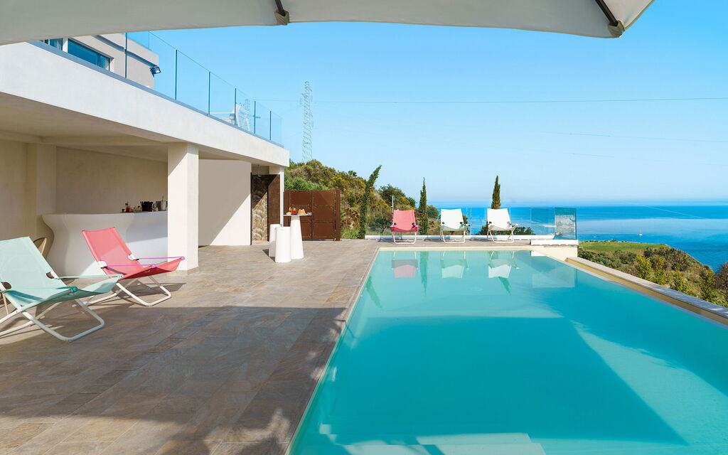 Villa Fico D'india: Activities, Amenities, Building Exterior, Garden, Main Entrance, Spring, Summer