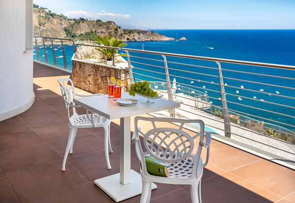 Villa Susina: Activities, Balcony / Terrace / Patio, Building Exterior, Facilities, Pool, Spring, Summer