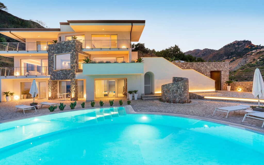 Villa Susina: Activities, Balcony / Terrace / Patio, Building Exterior, Facilities, Pool, Spring, Summer