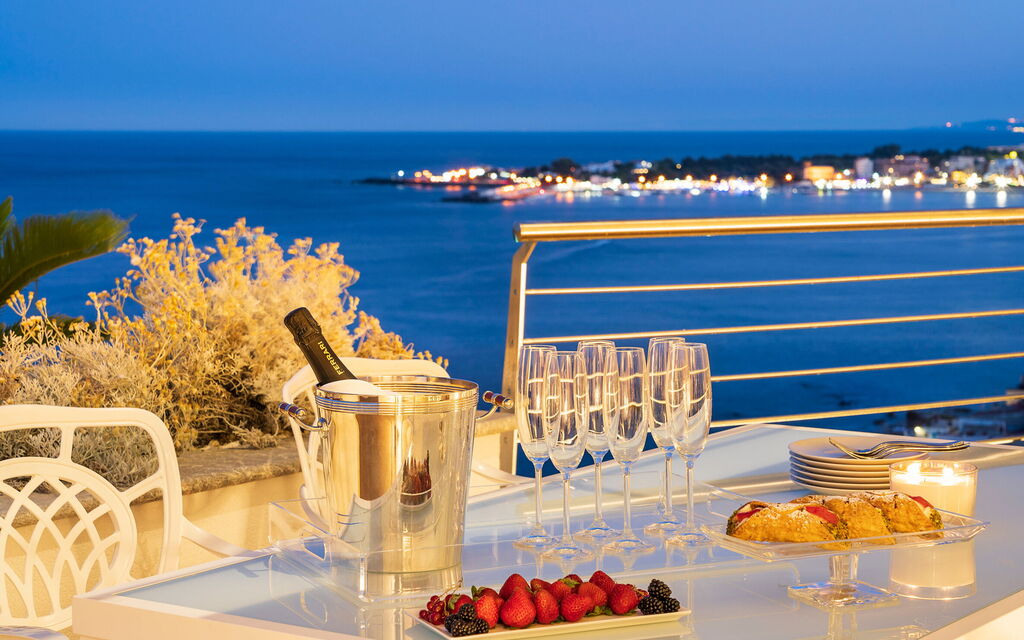 Villa Susina: Activities, Balcony / Terrace / Patio, Building Exterior, Facilities, Pool, Spring, Summer