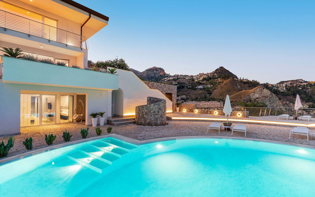 Villa Susina: Activities, Balcony / Terrace / Patio, Building Exterior, Facilities, Pool, Spring, Summer