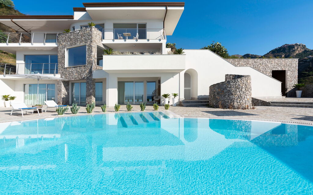 Villa Susina: Activities, Balcony / Terrace / Patio, Building Exterior, Facilities, Pool, Spring, Summer