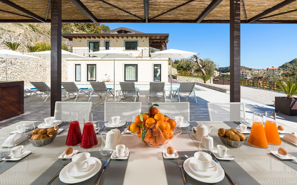 Villa Zagara: Activities, Building Exterior, Facilities, Garden, Main Entrance, Pool, Spring, Summer
