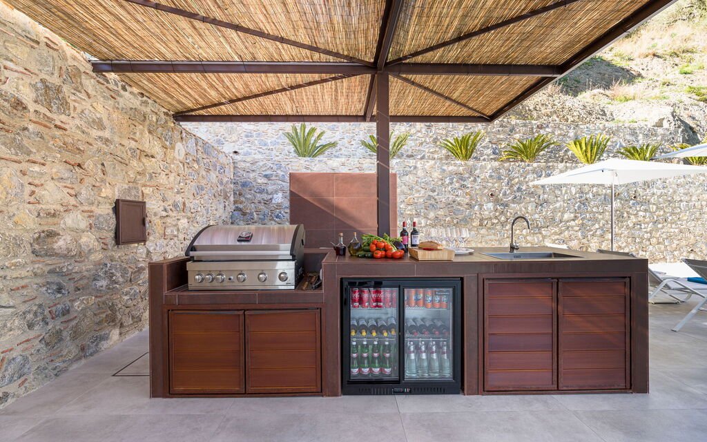 Villa Zagara: Activities, Building Exterior, Facilities, Garden, Main Entrance, Pool, Spring, Summer