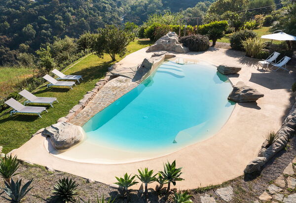 Villa Zenzero: Activities, Amenities, Building Exterior, Garden, Main Entrance, Pool, Spring, Summer