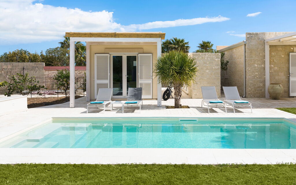 Villa Malva: Activities, Building Exterior, Garden, Pool, Spring, Summer