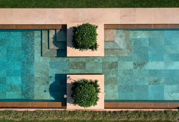 Villa Lindera: Attività, Caratteristiche, Dettagli della stanza, Entrata Principale, Estate, Esterni, Piscina, Planimetria, Primavera, Servizi