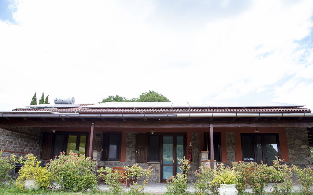 Villa Leonzio: Benessere, Caratteristiche, Entrata Principale, Estate, Esterni, Giardino, Primavera