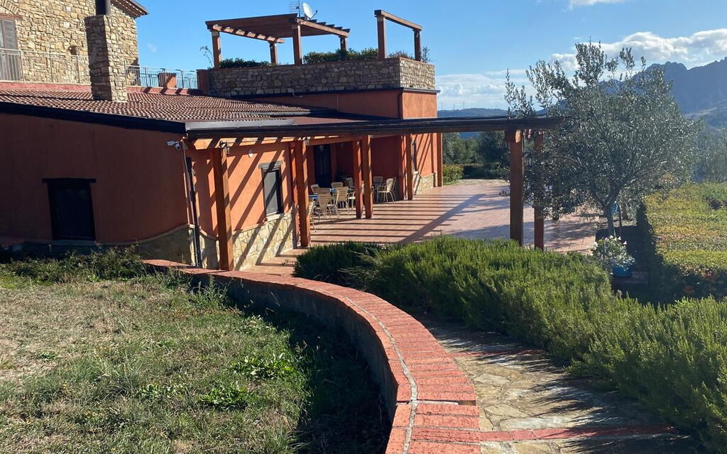 Villa Leonzio