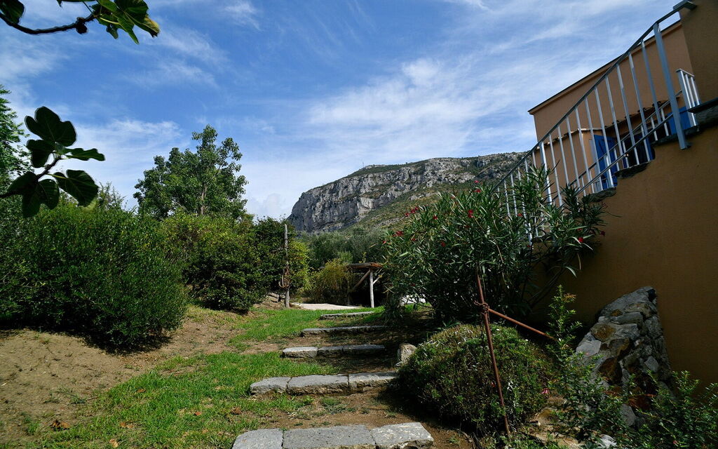 Villa Gallini: Attività, Caratteristiche, Estate, Esterni, Giardino, Piscina, Primavera