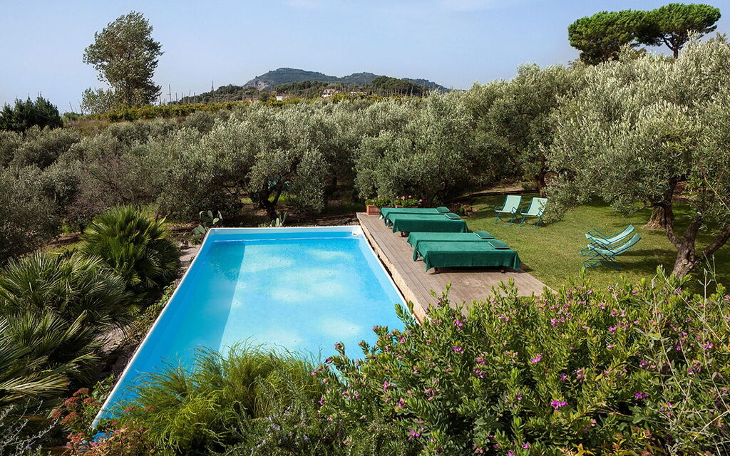 Villa Serini: Activities, Amenities, Balcony / Terrace / Patio, Building Exterior, Garden, Main Entrance, Spring, Summer